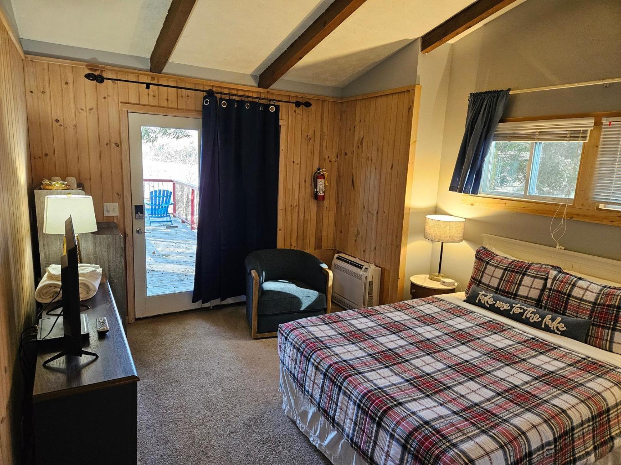 Boundary Waters Resort & Marina 海厄沃西 外观 照片